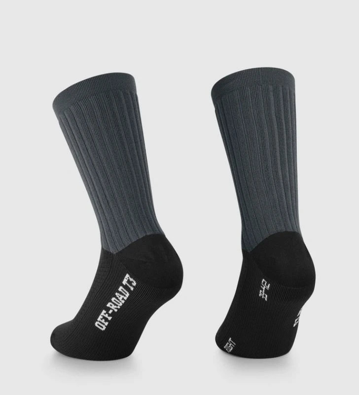 ASSOS Calcetines Trail Socks T3 Torpedo Grey 4 ASSOS Calcetines Trail Socks T3 Torpedo Grey - Imagen 2