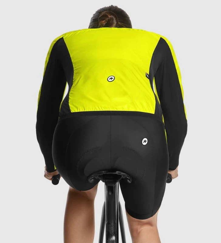 ASSOS Chaqueta Cortavientos Mujer Uma GT Wind Jacket C2 Optic Yellow 7 ASSOS Chaqueta Cortavientos Mujer Uma GT Wind Jacket C2 Optic Yellow - Imagen 5