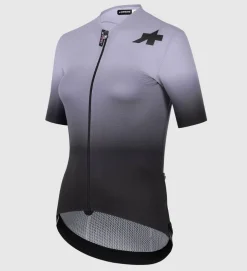 ASSOS Maillot Dyora RS Jersey S9 Targa Hound Grey 13 ASSOS Maillot Dyora RS Jersey S9 Targa Hound Grey -Bicicletas Eléctricas assos maillot dyora rs jersey s9 targa hound grey 3