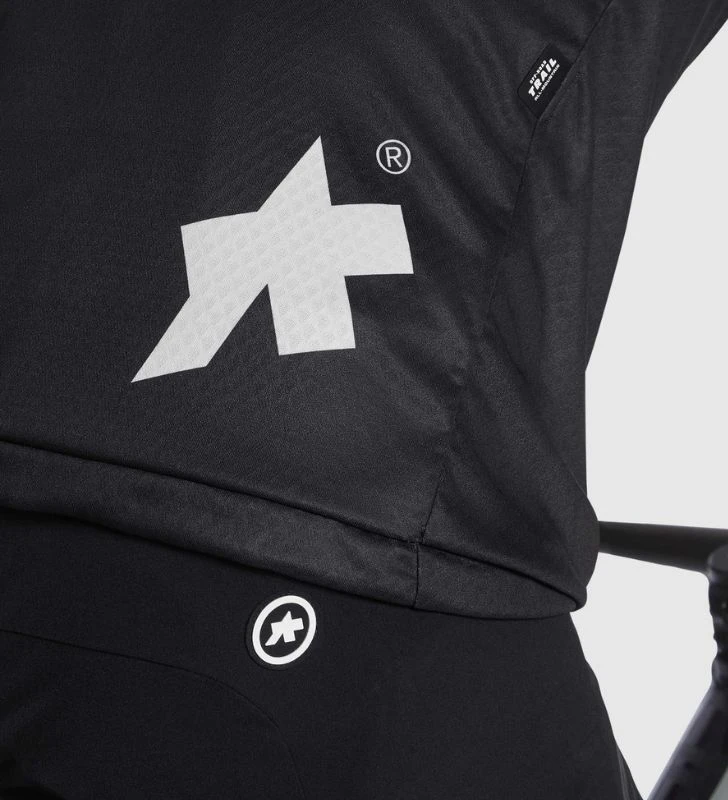 ASSOS Maillot Manga Larga Trail Jersey T3 Black Series 8 ASSOS Maillot Manga Larga Trail Jersey T3 Black Series - Imagen 6