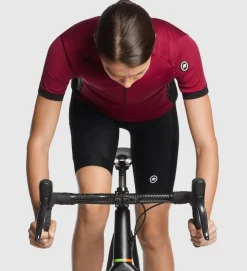 ASSOS Maillot Mujer Uma GTC Jersey C2 Bolgheri Red -Bicicletas Eléctricas assos maillot mujer uma gtc jersey c2 bolgheri red 3