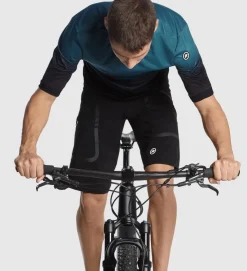 ASSOS Maillot Trail Jersey T3 Zodzilla Pruxian Blue 13 ASSOS Maillot Trail Jersey T3 Zodzilla Pruxian Blue -Bicicletas Eléctricas assos maillot trail jersey t3 zodzilla pruxian blue 4