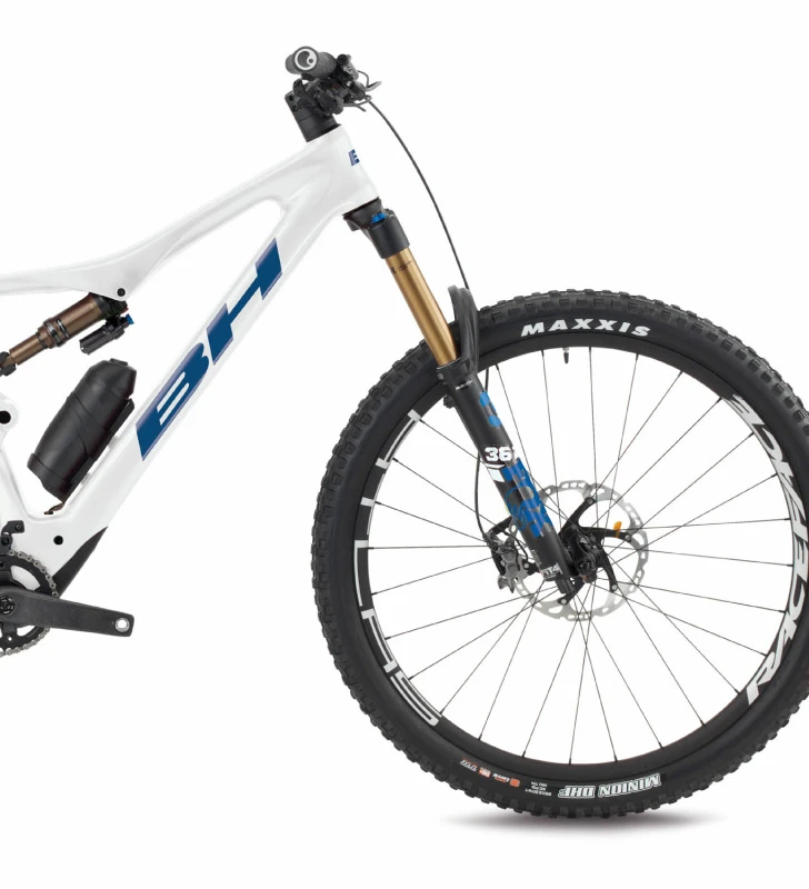 BH Bikes BH Ilynx Trail Carbon Pro 8.9 Blanco / Azul 4 BH Bikes BH Ilynx Trail Carbon Pro 8.9 Blanco / Azul - Imagen 2