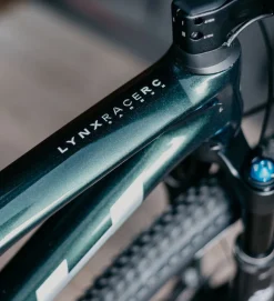 BH Bikes BH Lynx Race Carbon RC 7.0 Verde / Gris -Bicicletas Eléctricas bh lynx race carbon rc 70 verde gris 4