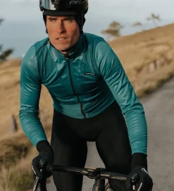 ETXEONDO Chaqueta Oben Negro -Bicicletas Eléctricas etxeondo chaqueta oben negro 2