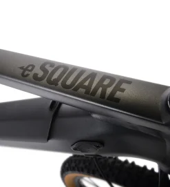 GHOST E-Square Cross Essential U 27,5 Gris / Negro 18 GHOST E-Square Cross Essential U 27,5 Gris / Negro -Bicicletas Eléctricas ghost e square cross essential u 275 gris negro 5