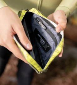 GOBIK Funda De Móvil Essential - Army 10 GOBIK Funda De Móvil Essential - Army -Bicicletas Eléctricas gobik funda de movil essential army 3