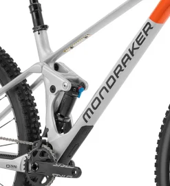 MONDRAKER Raze Carbon R 2023 Blanco / Naranja -Bicicletas Eléctricas mondraker raze carbon r 2023 blanco naranja 4