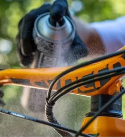 MUC-Off Kit Limpieza/Protección Bike Care Essentials -Bicicletas Eléctricas muc off kit limpiezaproteccion bike care essentials 3