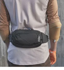 POC Riñonera Lamina Negro -Bicicletas Eléctricas poc rinonera lamina negro 4