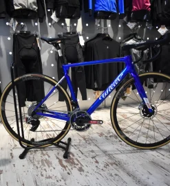 Wilier Triestina WILIER 0 SLR Sram Red Etap AXS 2x12 XDR / Vision Trimax 30 Alu - Azul 10 Wilier Triestina WILIER 0 SLR Sram Red Etap AXS 2x12 XDR / Vision Trimax 30 Alu - Azul -Bicicletas Eléctricas wilier 0 slr sram red etap axs 2x12 xdr vision trimax 30 alu azul 2